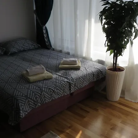 Lux 10 Center, Free Parking Apartment