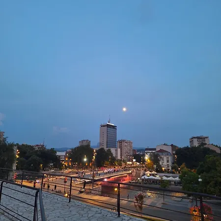 Lux 10 Center, Free Parking * Nis